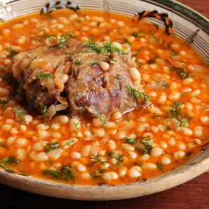 Meniu Fasole boabe cu ciolan