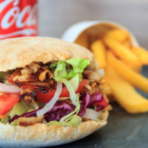 Kebab mare pui
