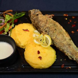 Meniu Macrou cu Mămăliguță și Mujdei