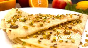 Clătite cu caramel sărat și fistic